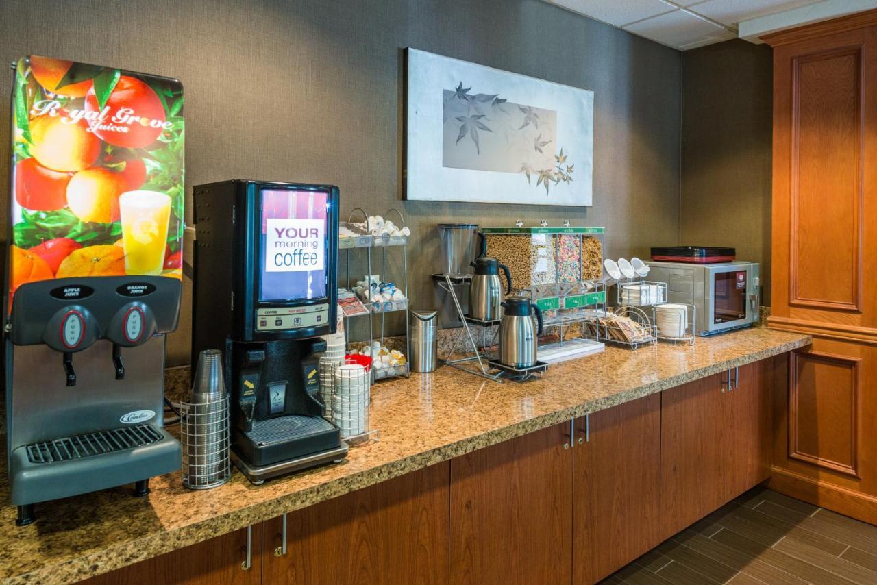 Comfort Suites Springfield-Eugene Buitenkant foto