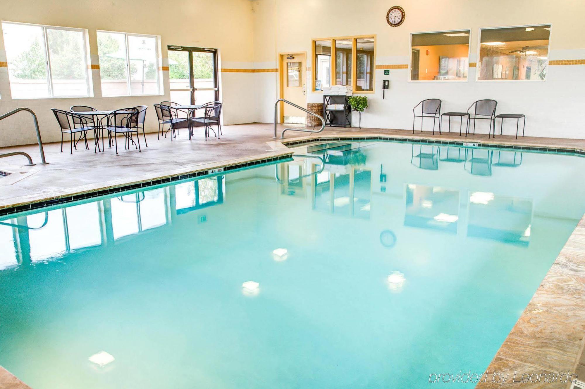 Comfort Suites Springfield-Eugene Buitenkant foto